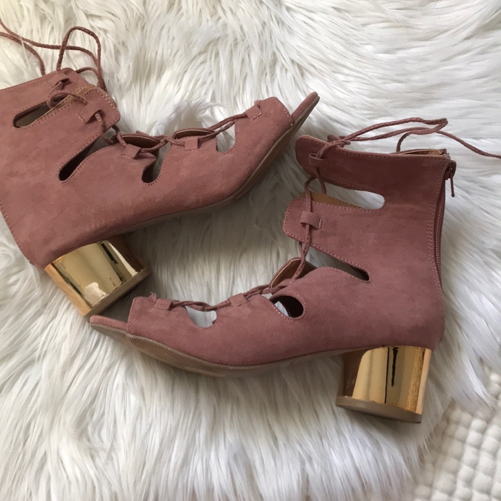 Rose and gold lace up mini heel